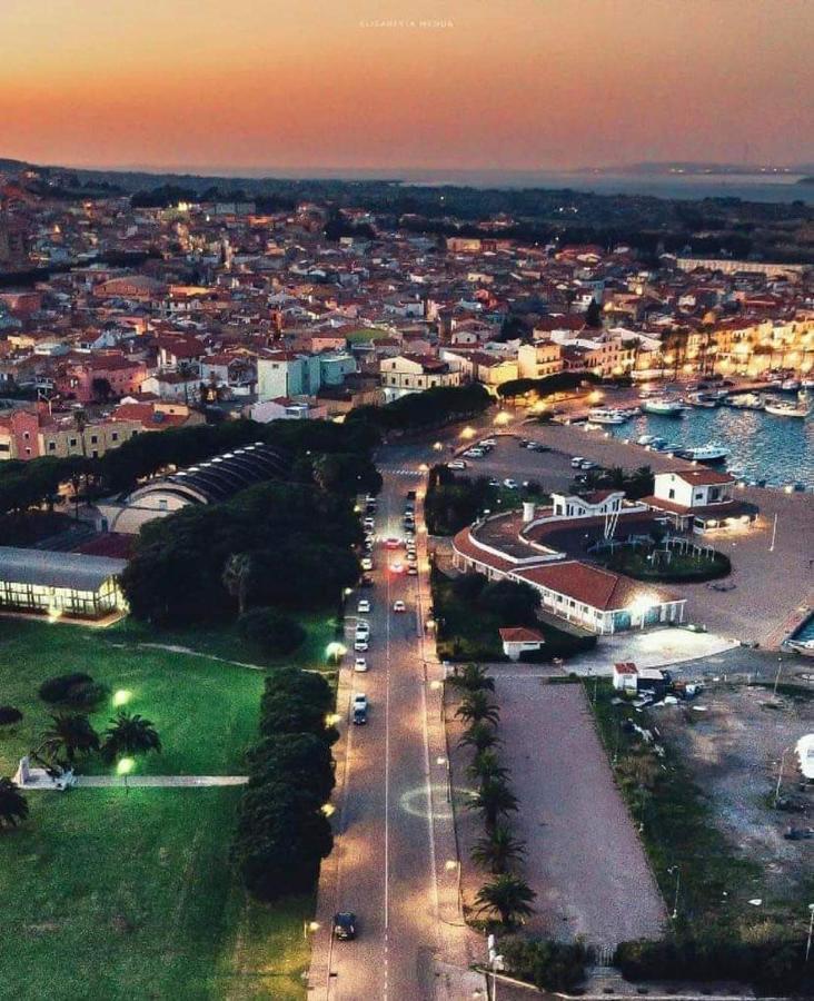 La Conchiglia Apartment Sant'Antioco Luaran gambar